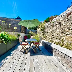 Apartment 300 M Et Centre - Parking Privatif Et Gratuit Sur Place - Terrasse Bois
